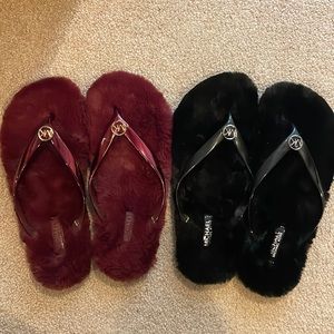 MK slippers/flip flops
